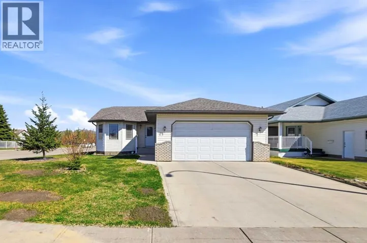 2 Lewis Close, Red Deer, Alberta T4R3E4