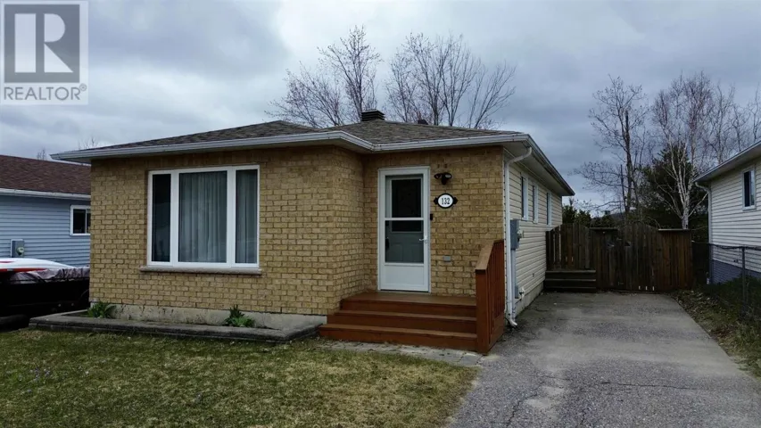 132 Taylor BLVD, Elliot Lake, Ontario P5A3K8