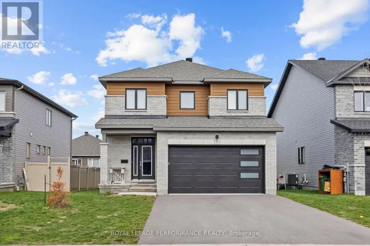 724 NAMUR STREET, Russell, Ontario K0A1W0