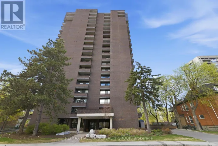 2003 - 71 SOMERSET STREET W, Ottawa, Ontario K2P2G2