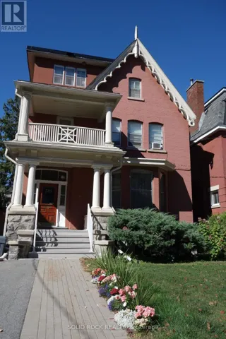 289 WILBROD STREET, Ottawa, Ontario K1N6M3