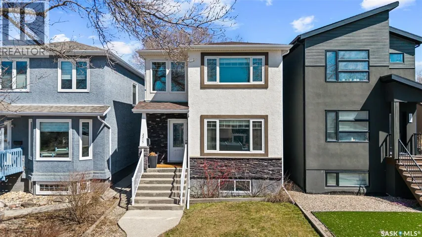 2215 Wascana STREET, Regina, Saskatchewan S4T4K3
