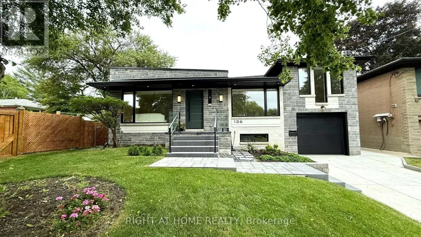 136 SANTA BARBARA ROAD, Toronto (Willowdale West), Ontario M2N2C5