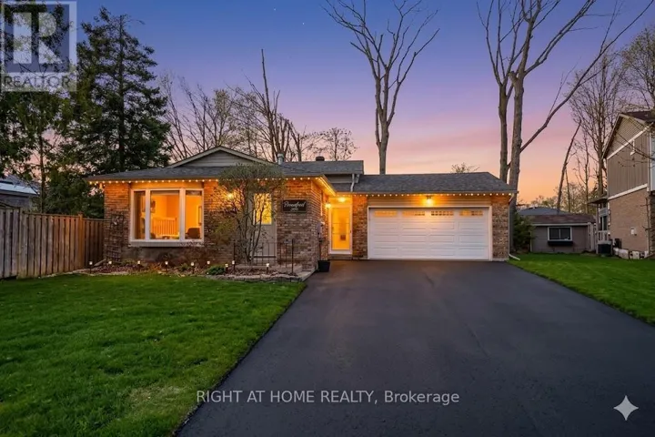 10 FORESTVIEW PLACE, Barrie (Cundles East), Ontario L4M5M5