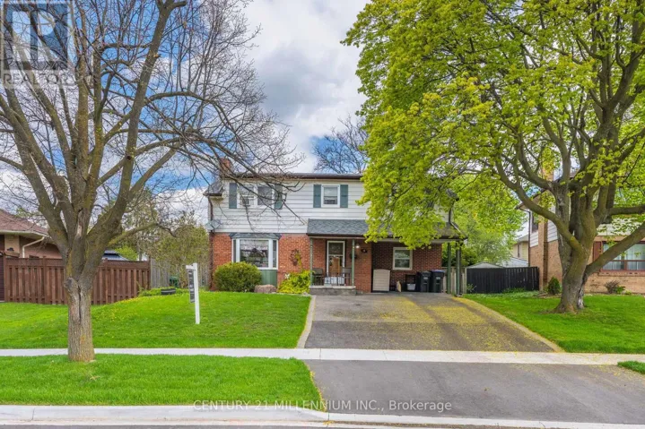 9 CRESTVIEW AVENUE, Brampton (Brampton East), Ontario L6W2R7
