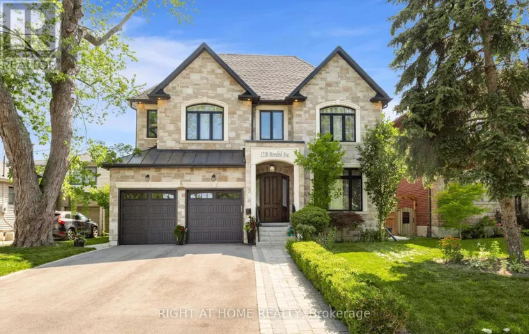 1220 MEREDITH AVENUE, Mississauga (Lakeview), Ontario L5E2E3