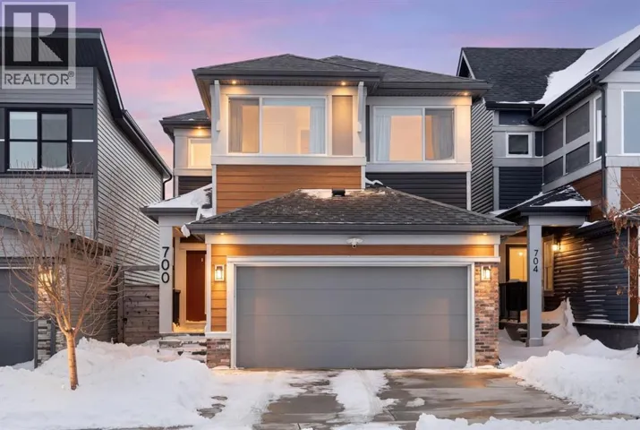 700 Seton Circle SE, Calgary, Alberta T3M3C6