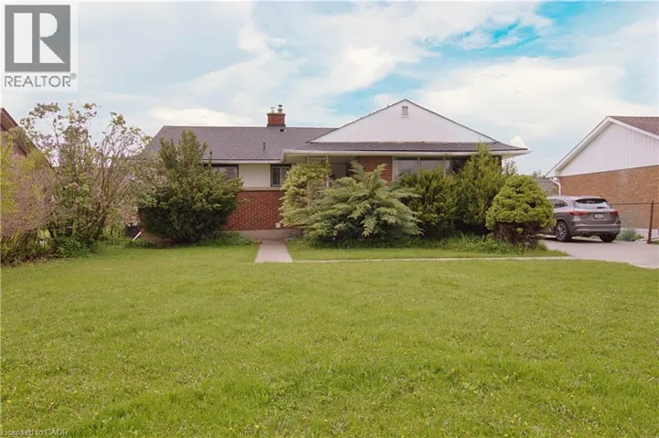 51 GLENGARRY Road, St. Catharines, Ontario L2T2V4