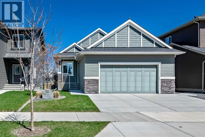 30 Highwood Drive NW, Okotoks, Alberta T1S5S3