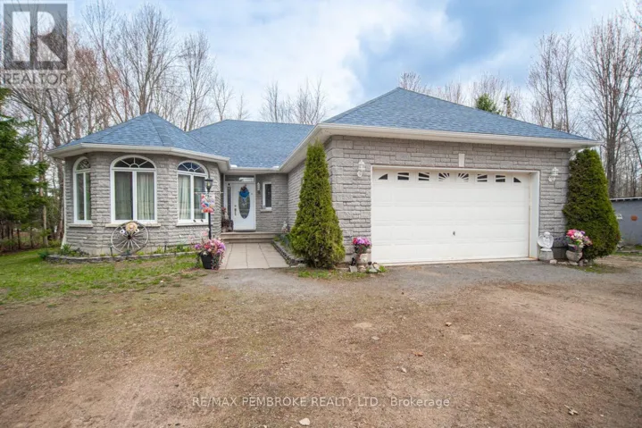 1692 BLACK BAY ROAD, Petawawa, Ontario K8H2W8