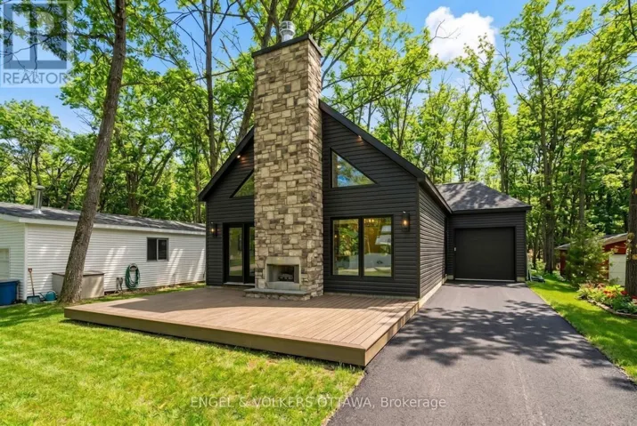 557 BAYVIEW DRIVE, Ottawa, Ontario K0A3M0