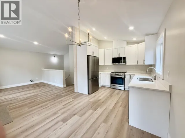 1938 Foxwood Trail Unit# 10, Windermere, British Columbia V0B2L2