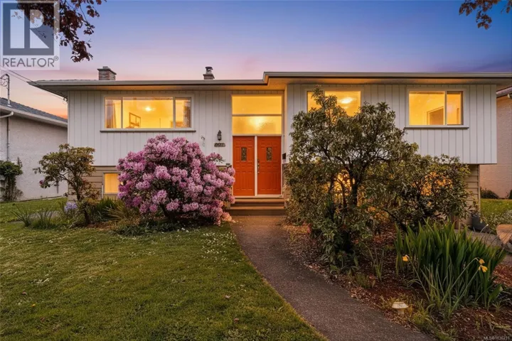 3917 Ansell Rd, Saanich, British Columbia V8P4W1