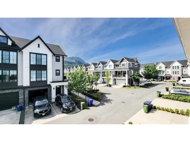 44486 SHERRY DRIVE, Sardis South, Chilliwack, British Columbia V2R0R6