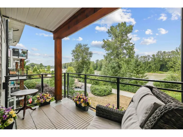 307 23255 BILLY BROWN ROAD, Langley, British Columbia V1M0C8