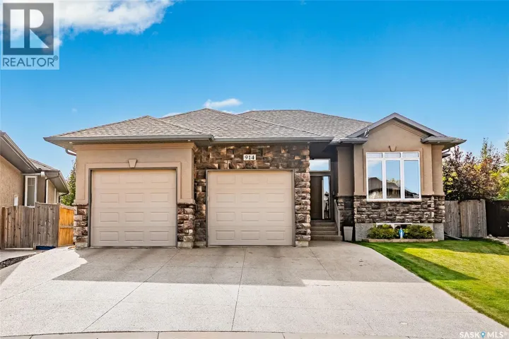 914 Paton BAY, Saskatoon, Saskatchewan S7W0B9
