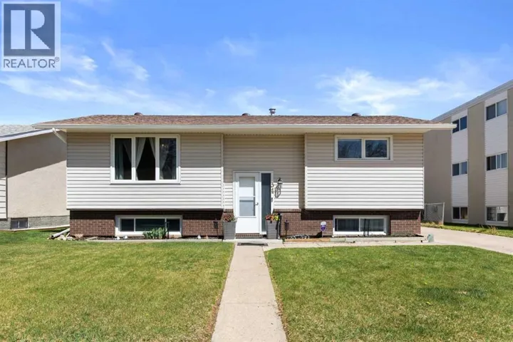 34 Campbell Crescent SE, Medicine Hat, Alberta T1B1J8