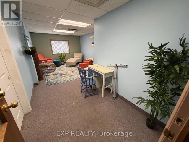 11 - 109 BROADWAY, Orangeville, Ontario L9W1K2