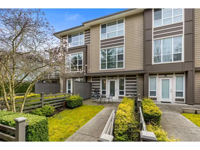 40 15405 31 AVENUE, Surrey, British Columbia V3Z2W5