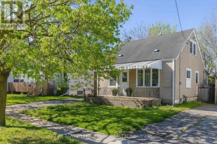 41 PLYMOUTH AVENUE, St. Catharines (E. Chester), Ontario L2R2X8
