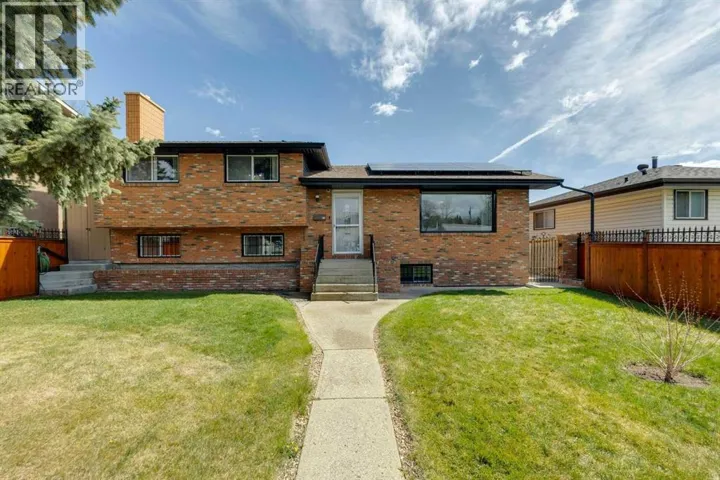 12 Huntwick Way NE, Calgary, Alberta T2K4H3