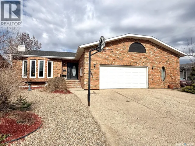 2547 Cardinal CRESCENT, North Battleford, Saskatchewan S9A3X1