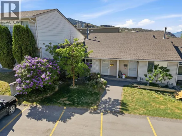 460 DALGLEISH Drive Unit# 28, Kamloops, British Columbia V2C5W7