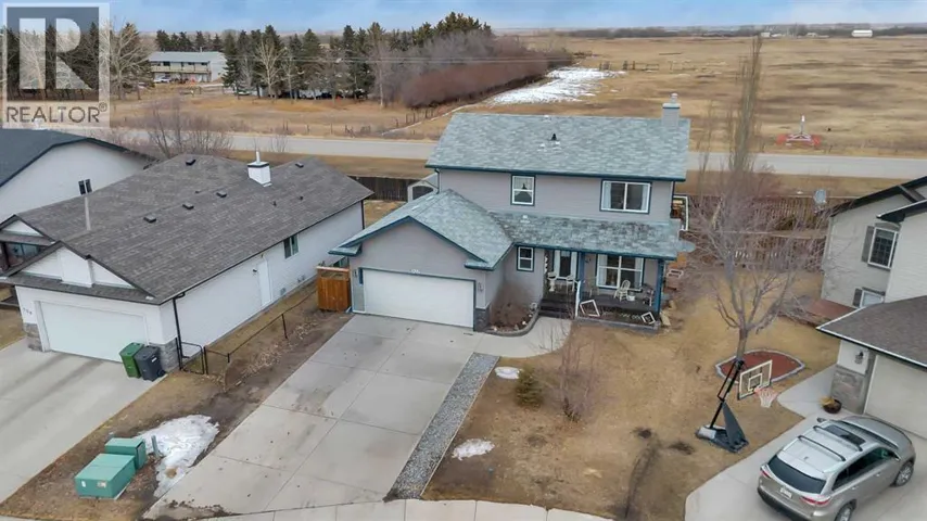 512 Highland Close, Strathmore, Alberta T1P1A5