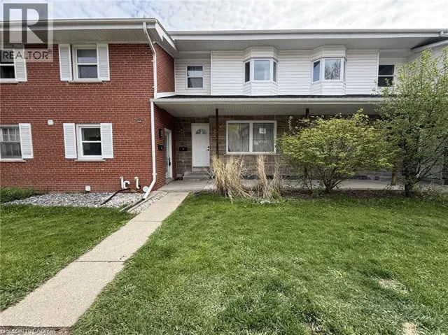 284 WESTCOURT Place, Waterloo, Ontario N2L2R7