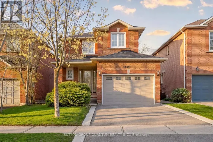 1253 GLEN VALLEY ROAD, Oakville (WT West Oak Trails), Ontario L6M3K1