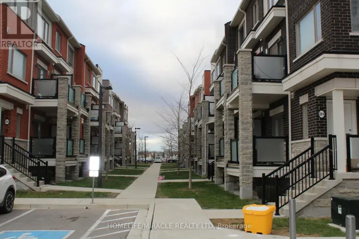 5 - 240 LAGERFELD DRIVE, Brampton (Northwest Brampton), Ontario L7A5G9