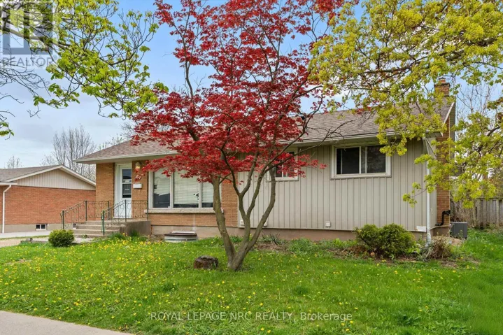 LOWER - 51 JACOBSON AVENUE, St. Catharines (Glendale/Glenridge), Ontario L2T3A1