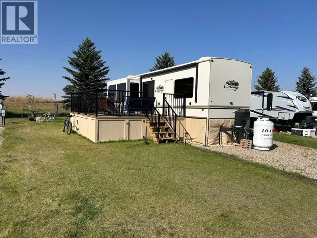 18 King Fisher Lane, Rural Vulcan County, Alberta T0L2B0