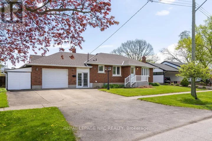 52 WHITE STREET, St. Catharines (Vine/Linwell), Ontario L2N1Z8