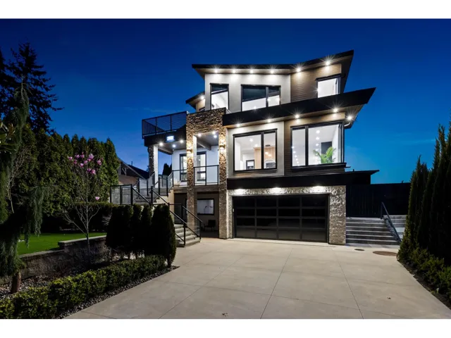 19023 61A AVENUE, Surrey, British Columbia V3S8C8