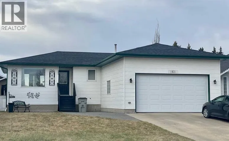 1821 11 Avenue, Wainwright, Alberta T9W1L3