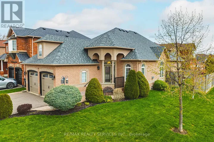 16 SUNRIDGE STREET, Brampton (Snelgrove), Ontario L7A1W6