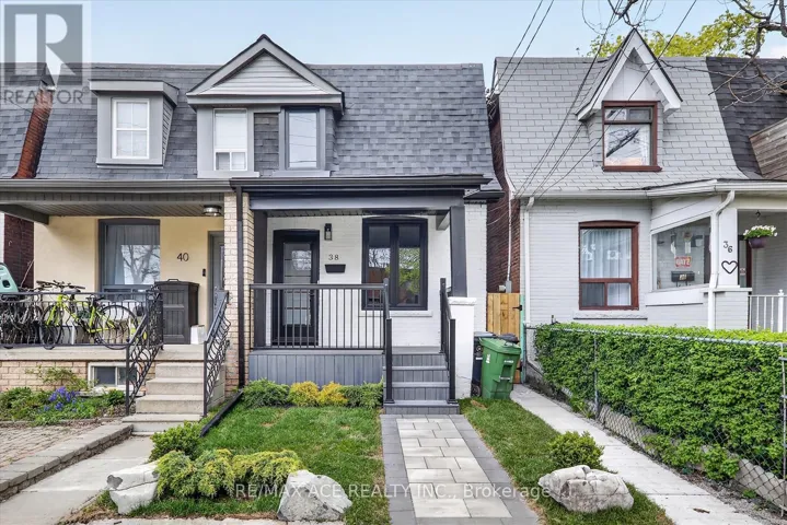 38 PELHAM AVENUE, Toronto (Weston-Pellam Park), Ontario M6N1A6