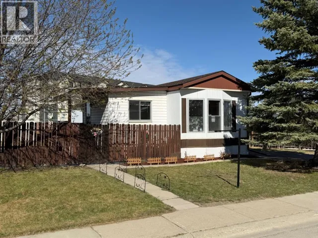 5302 Birch Road, Olds, Alberta T4H1M2