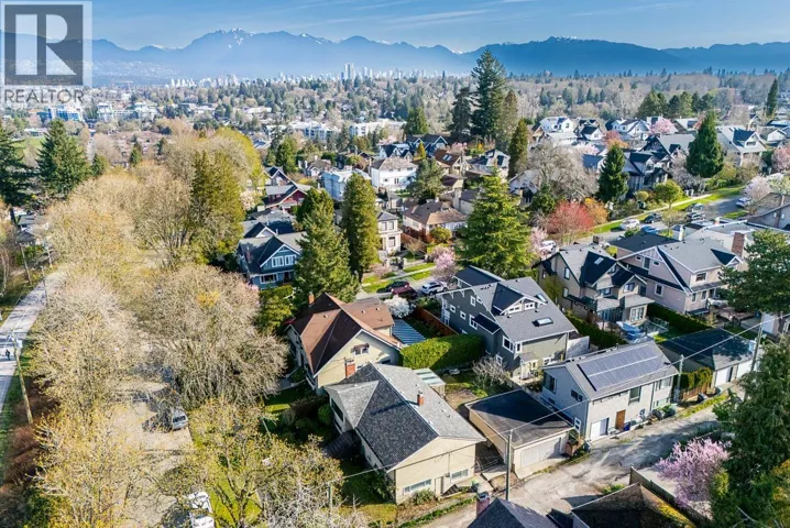 5240 EAST BOULEVARD BOULEVARD, Vancouver, British Columbia V6M3V1
