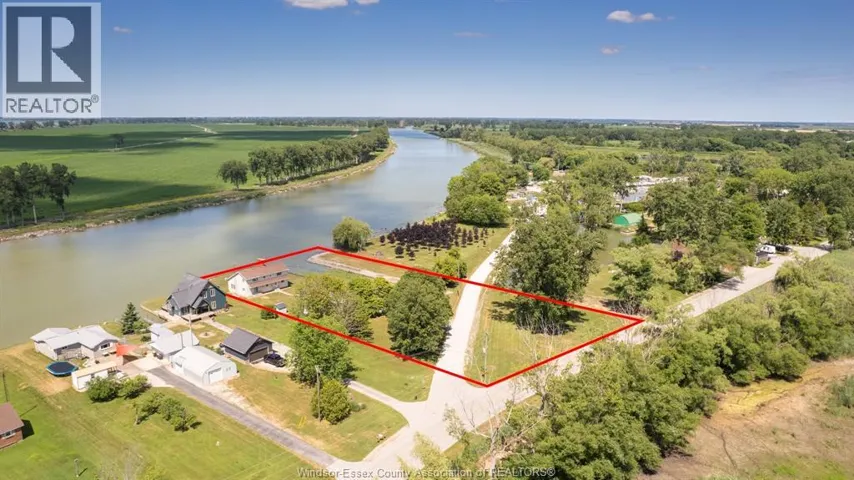 21240 DOCKSIDE, Tilbury North, Ontario N0P1L0