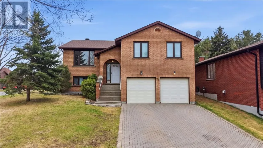 61 Crater Crescent, Sudbury, Ontario P3E5Y6