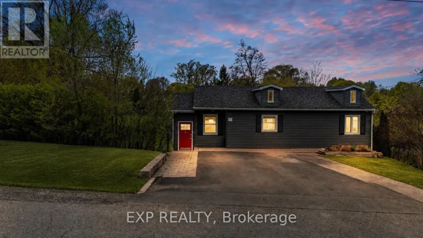 58 RUTLEDGE ROAD, Mississauga (Streetsville), Ontario L5M1H4