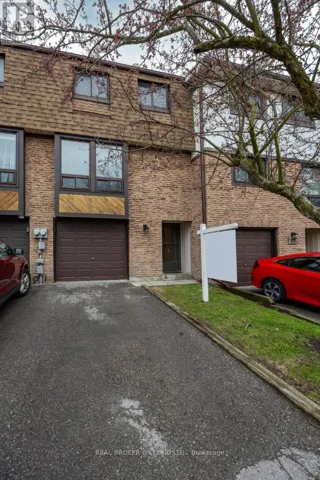 30 - 220 ORMOND DRIVE, Oshawa (Samac), Ontario L1G6T5