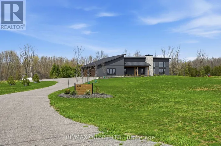 225 MITCHELLS CROSSROAD, Prince Edward County (North Marysburg Ward), Ontario K0K2T0