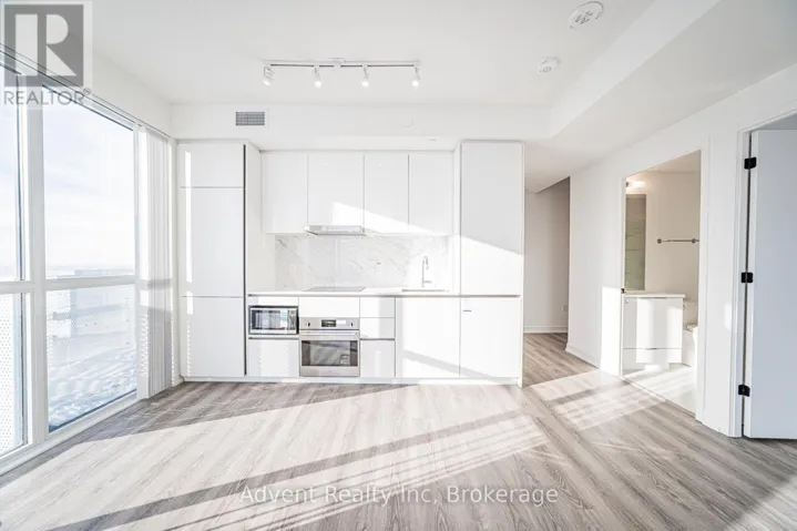 5512 - 8 INTERCHANGE WAY, Vaughan (Vaughan Corporate Centre), Ontario L4K0R2