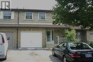 51 MICHAEL DRIVE, Richmond Hill (North Richvale), Ontario L4C5W7