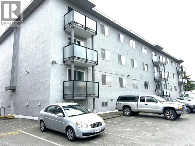 304 904 HILLSIDE Ave, Victoria, British Columbia V8T1Z8