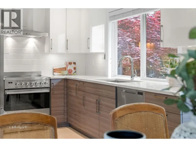 6235 ASHWORTH AVENUE, Burnaby, British Columbia V5E3T8