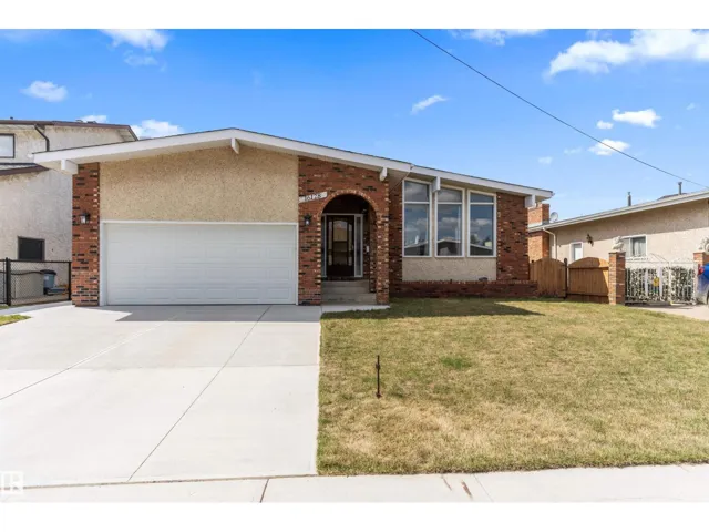 16128 98 ST NW, Edmonton, Alberta T5X4Y7